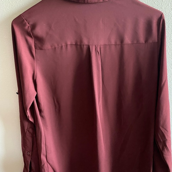 Maroon button up blouse - Picture 3 of 3
